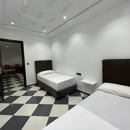 Dina Apartments Фнидек Экстерьер фото